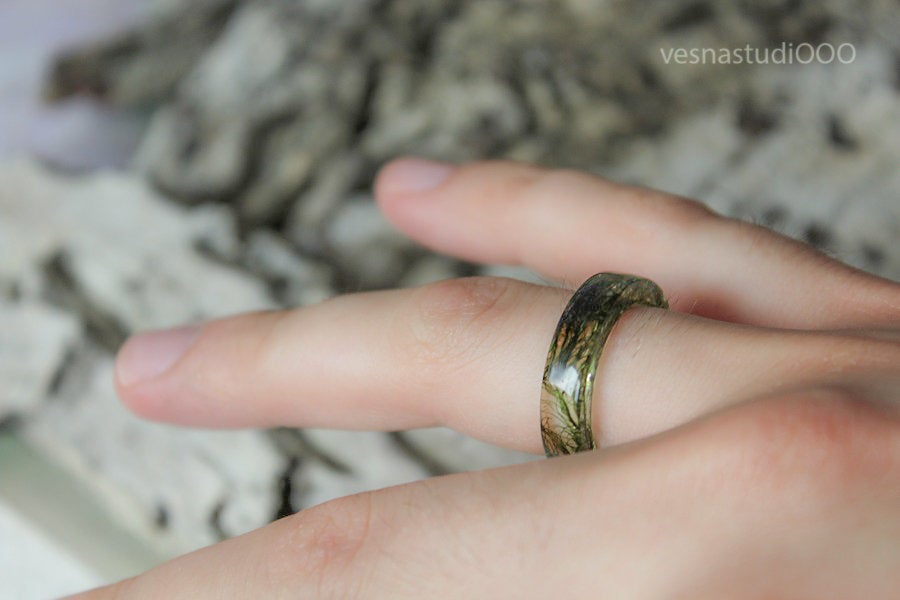 Real Moss Resin Ring