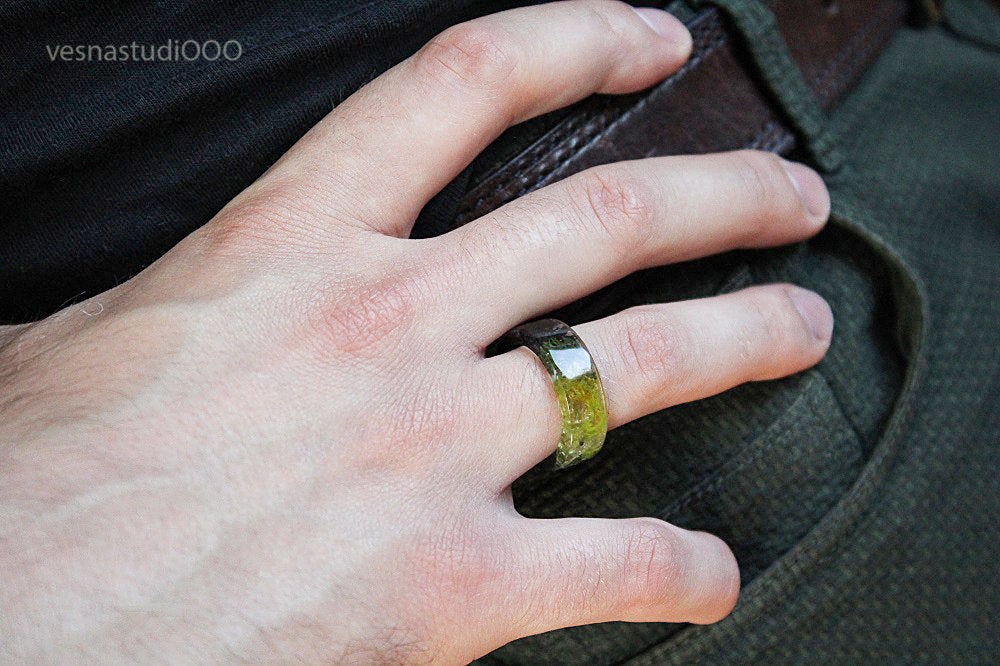 Green Peridot Moss Ring